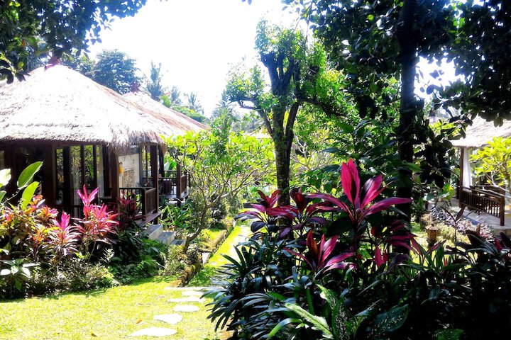 Hotel Exterior 55 of 67
