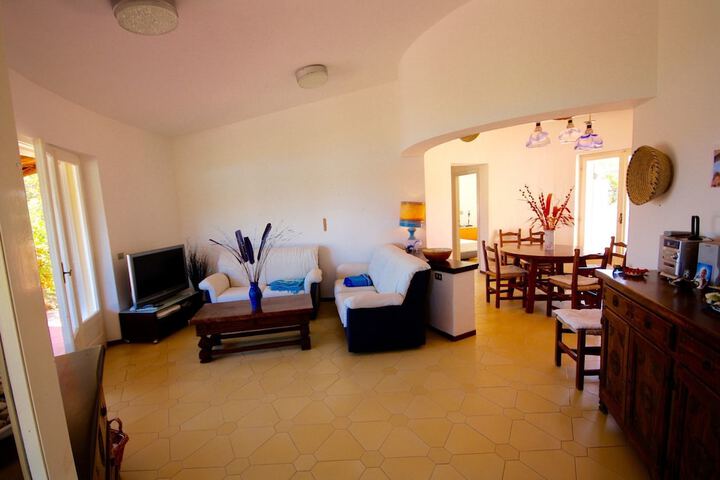 Room 10 of 26