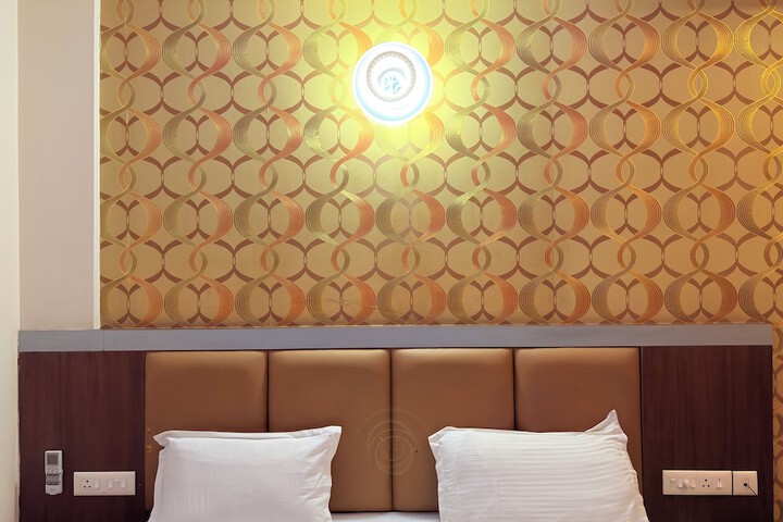 Room 23 of 30