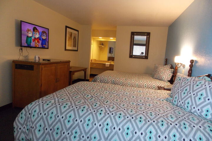 Room 35 of 128
