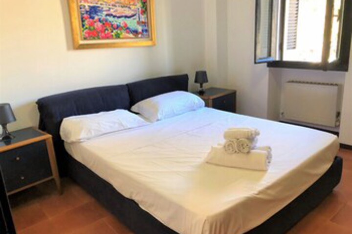 Room 43 of 46