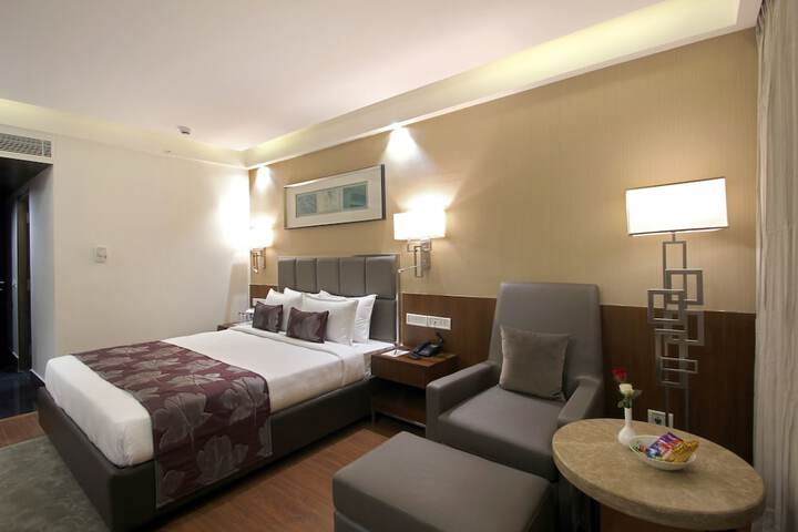 Room 7 of 31