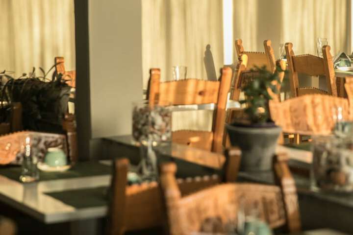 Dining 126 of 150
