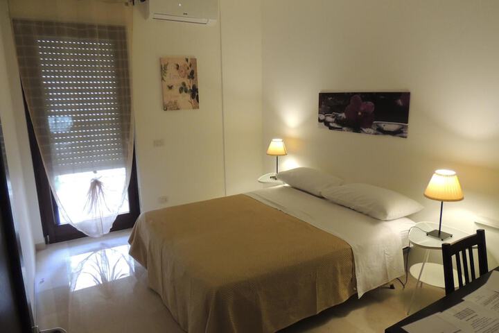 Room 22 of 63