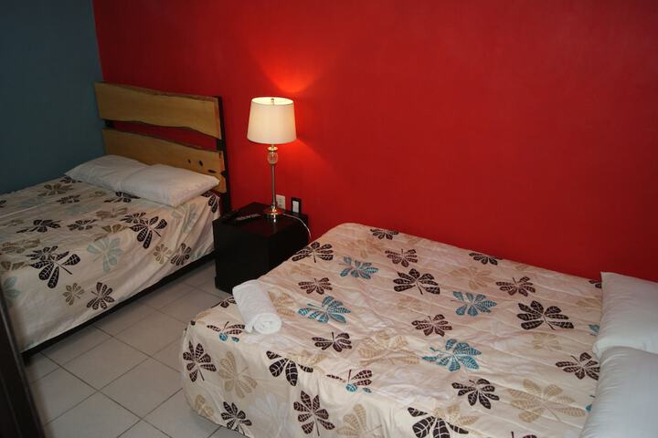 Room 8 of 39