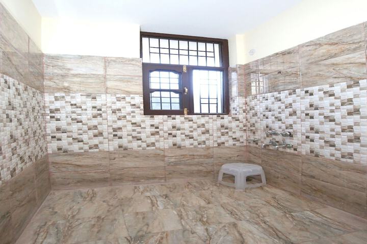 Room 12 of 12