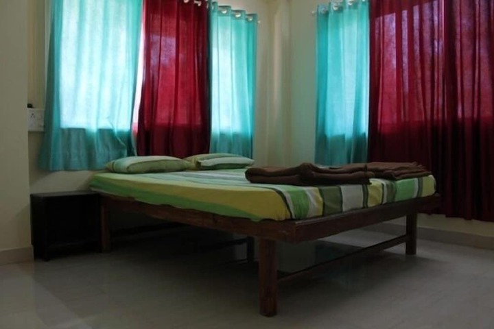 Room 8 of 65
