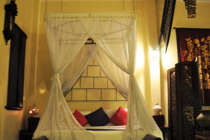 Room 49 of 161