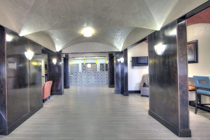 Guest Lobby