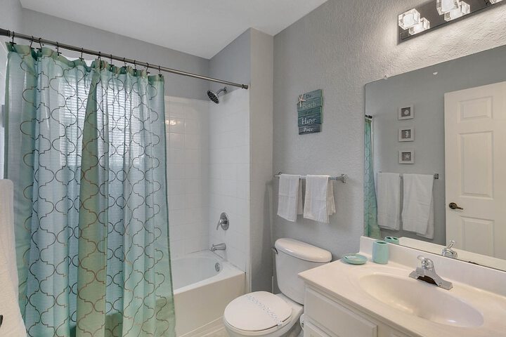 Room 16 of 24