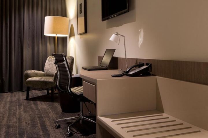Room 13 of 39