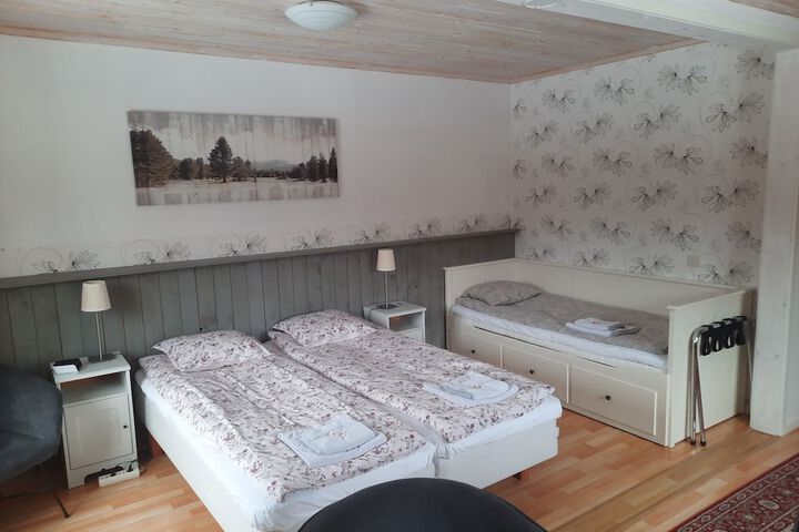 Room 10 of 54