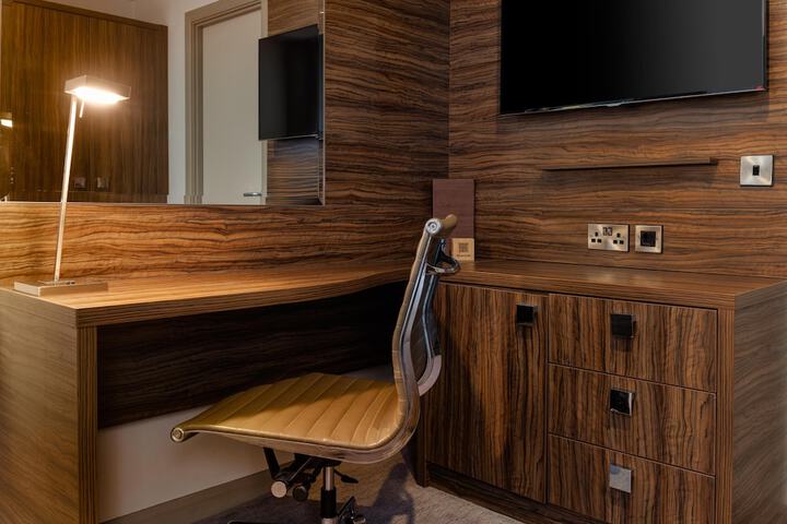 Room 25 of 160
