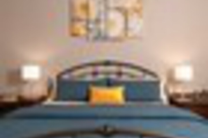 Room 29 of 282