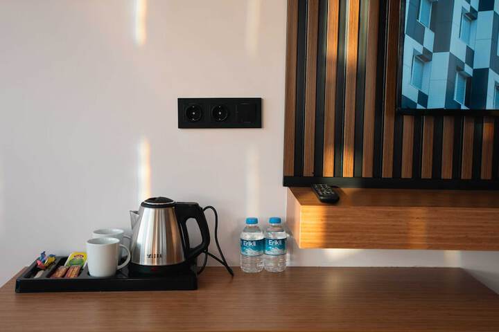 Room 63 of 86
