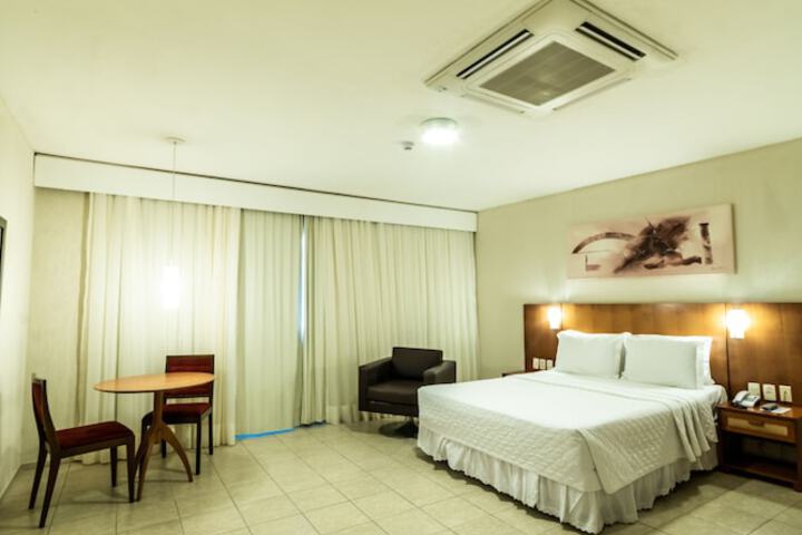 Room 26 of 86