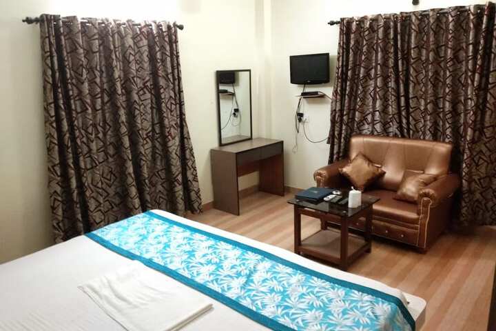 Room 5 of 27