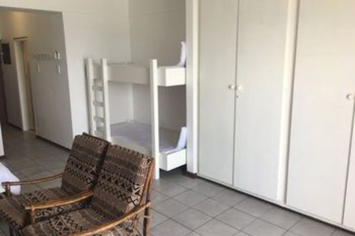 Room 10 of 22