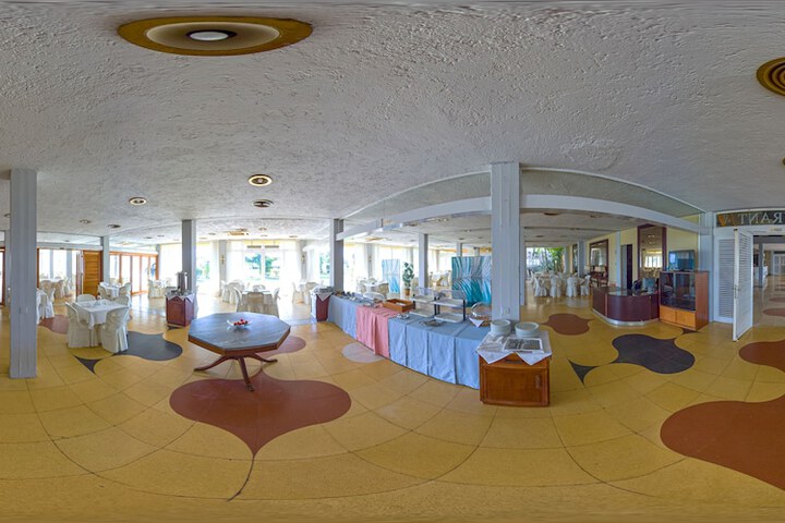 Ballroom/Hall 228 of 261