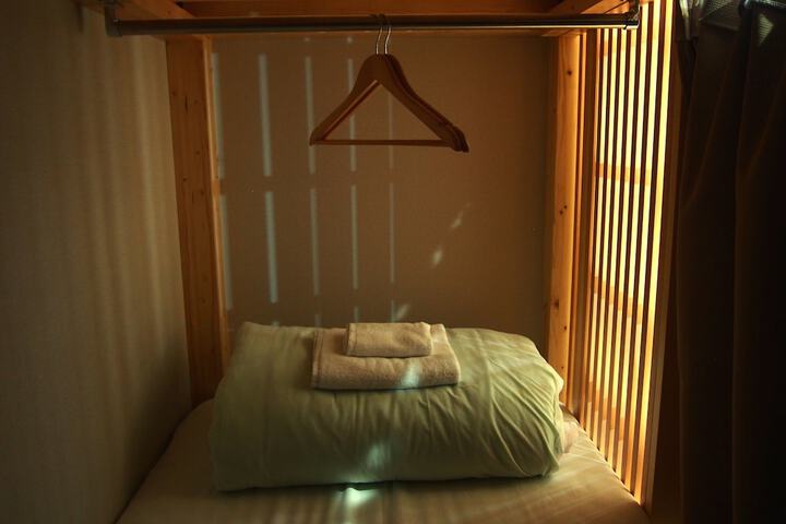 Room 6 of 59