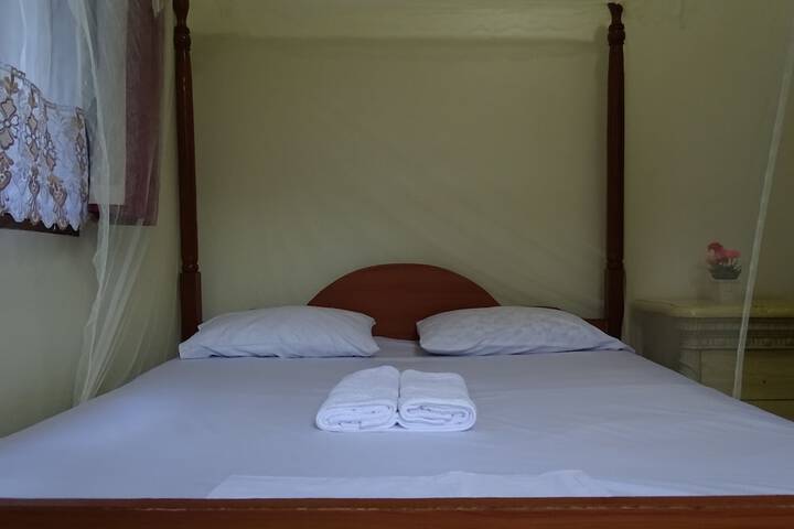 Room 8 of 26