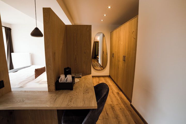 Room 35 of 95