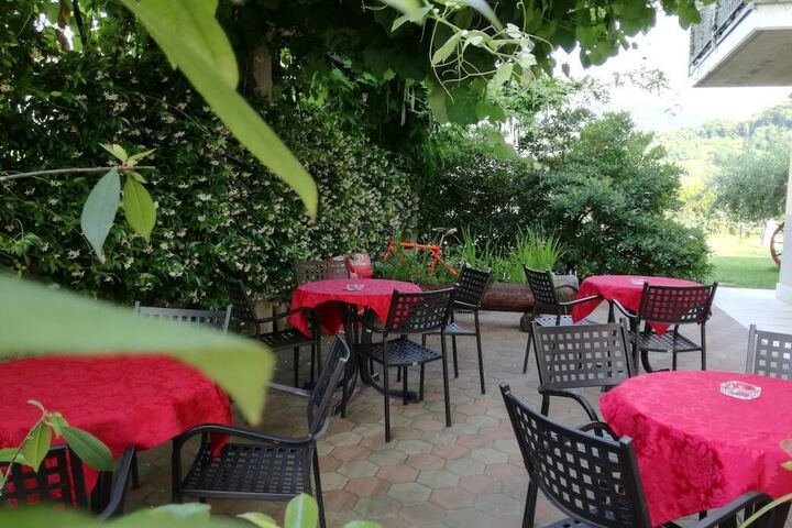 Terrace/Patio 33 of 34