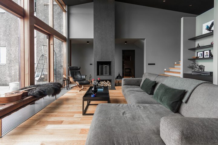 Room 9 of 20
