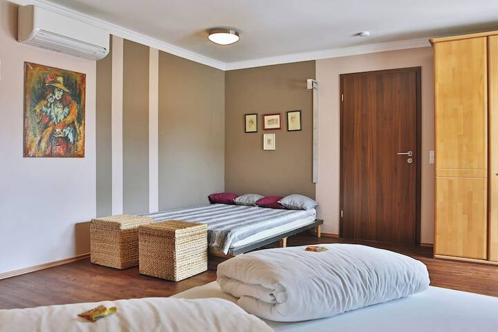 Room 20 of 48