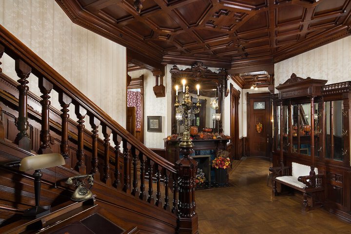 Ballroom/Hall 43 of 47