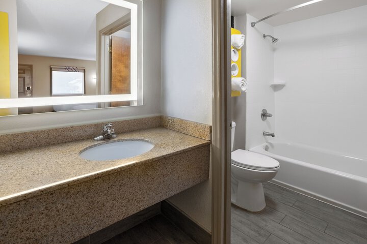 1 King Bed Mobility Accessible (2 of 11)