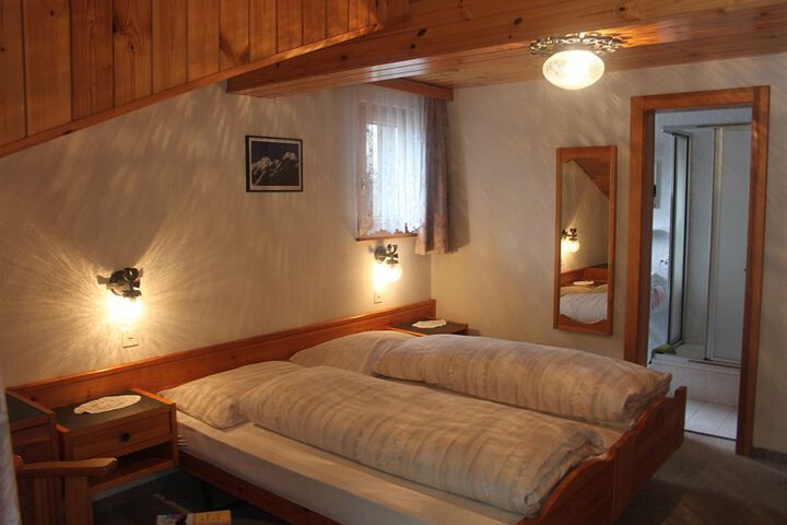 Room 6 of 41