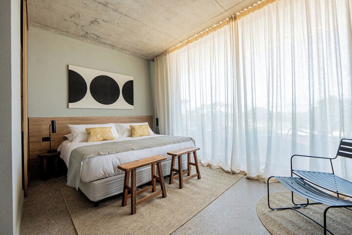 Room 14 of 67