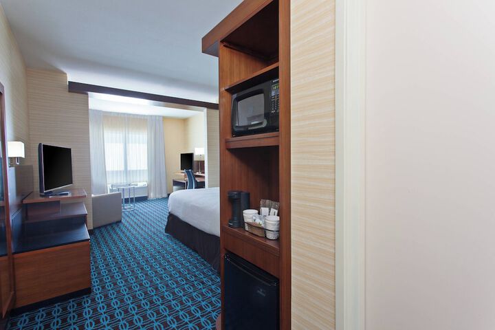 Room 10 of 31