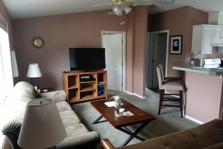 Room 35 of 77