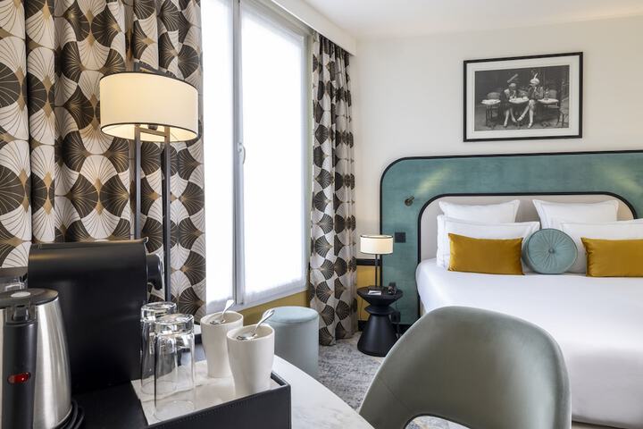 Room 25 of 86