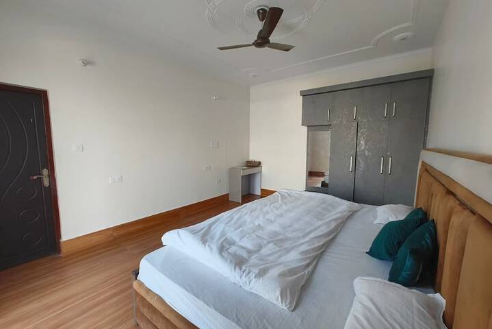 Room 12 of 58