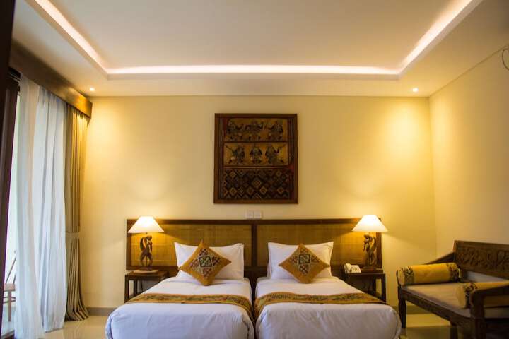 Room 20 of 103