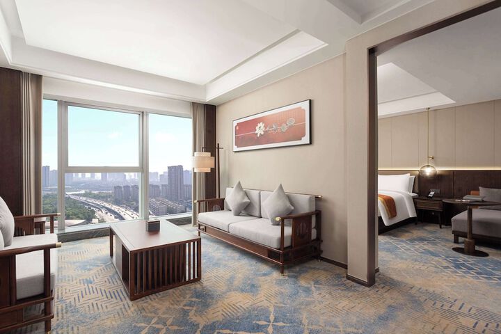 Room 6 of 21