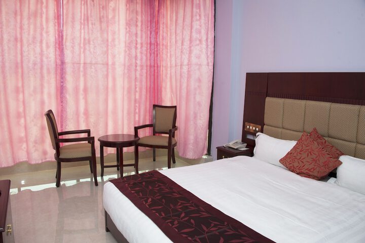 Room 6 of 23