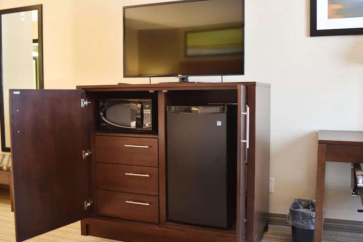 Room 25 of 58