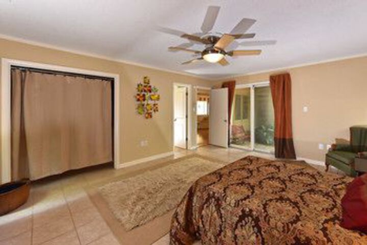 Room 30 of 60