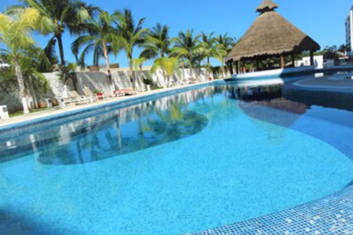 Pool 24 of 26