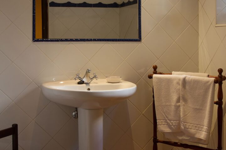 Room 40 of 80