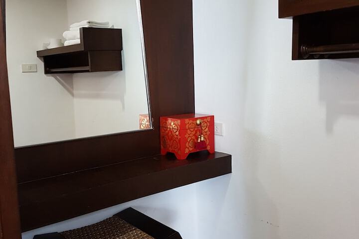 Room 18 of 51