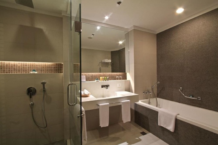 Clean Restrooms