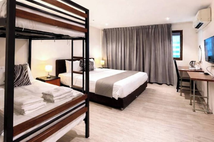 Room 12 of 43