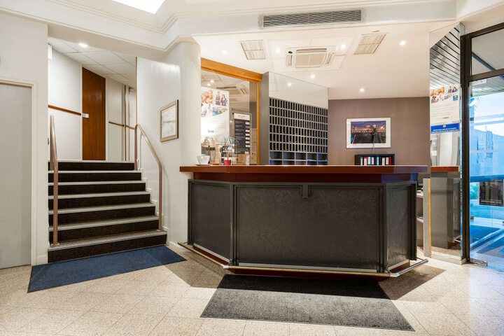 Guest Lobby