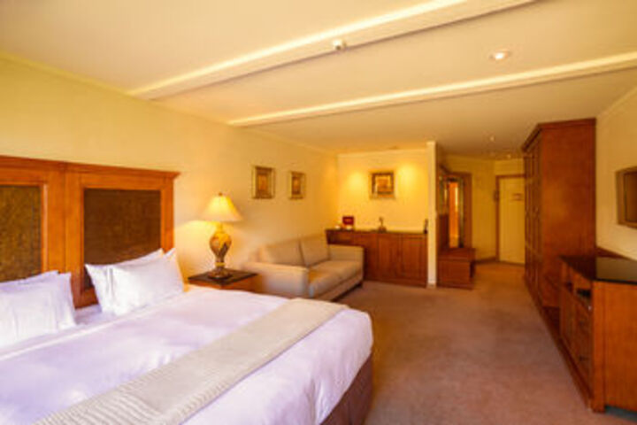 Room 30 of 70