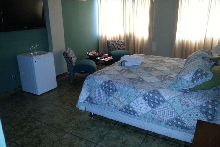 Room 13 of 29